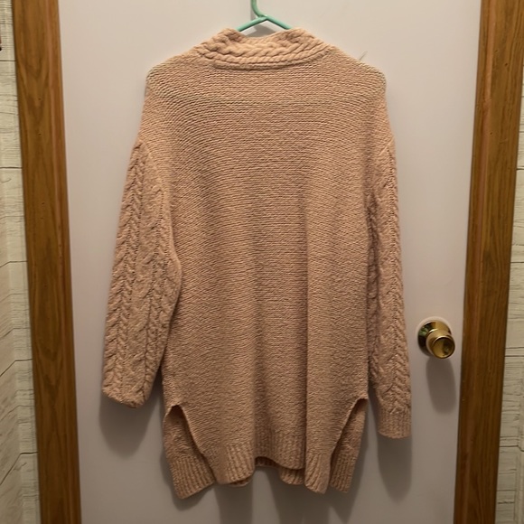 Comfy long pink sweater - Picture 4 of 4
